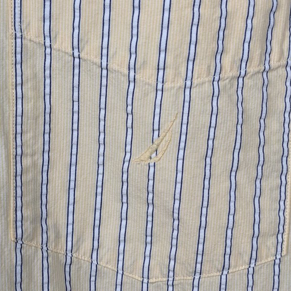 Nautica* Men's Short Sleeve Button Down Curved Hem Chest Pocket Shirt~ XXL - Picture 12 of 12